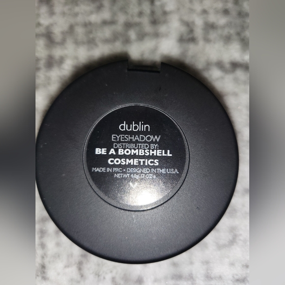 Eyeshadow Quad - Picture 3 of 3